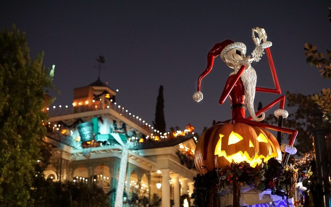 Why You Should Plan Your Disney Vacation for Disneyland Halloween