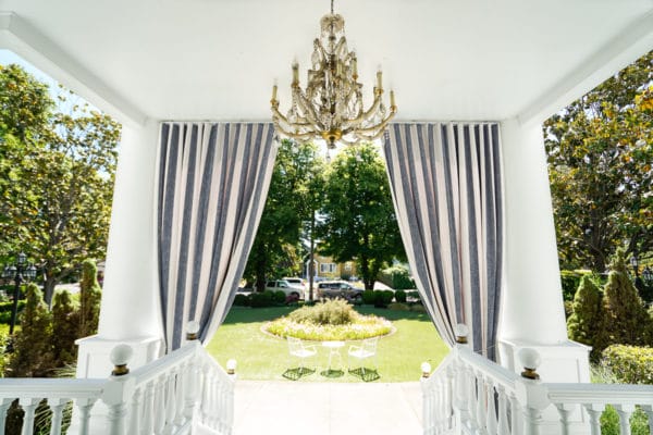 white house inn chandelier