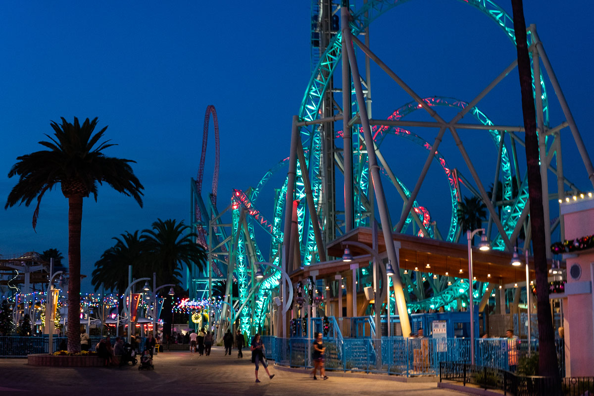 Hangtime at Knotts Berry Farm Opens as California’s Only Dive Coaster and it’s Terrifying!