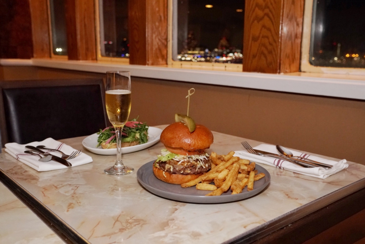 restaurants aboard the queen mary