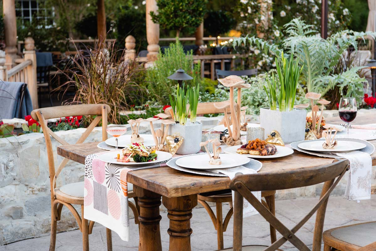 A New Fall Menu and Whimsical Tablescape with Farmhouse at Roger’s Gardens