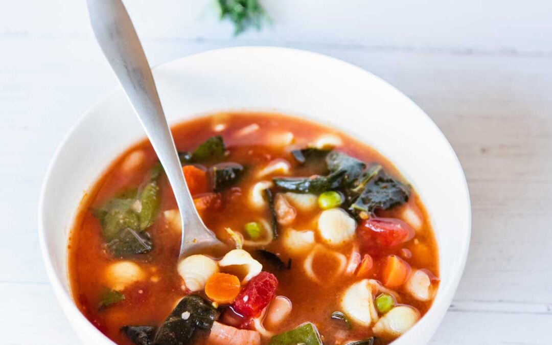 Delicious & Healthy Tuscan Minestrone Soup Recipe