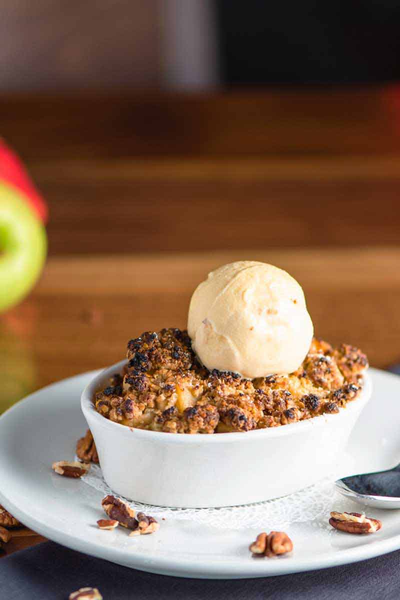 A Delicious Butterscotch Apple Crisp Recipe From One of Our Favorite Restaurant