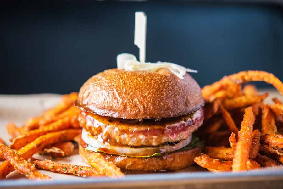 Hopdoddy-ahi-burger