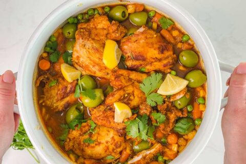 Moroccan-lemon-chicken-in-serving-dish-