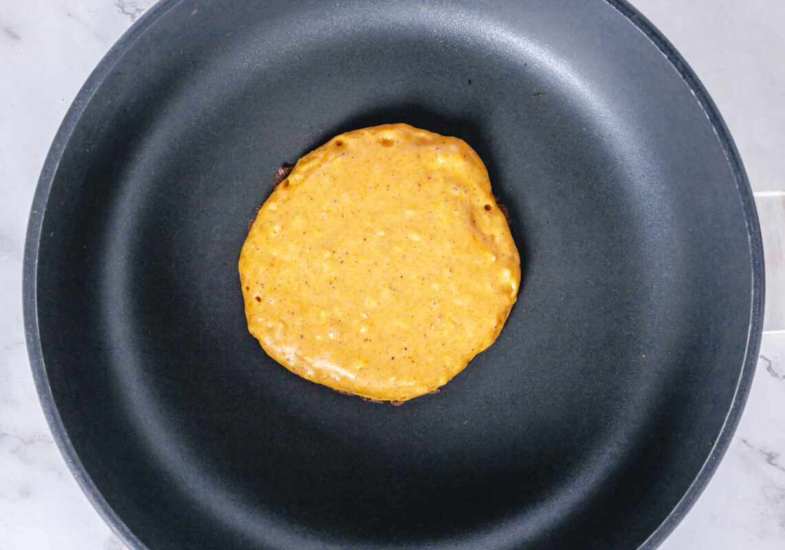 Pumpkin Pancakes-cook