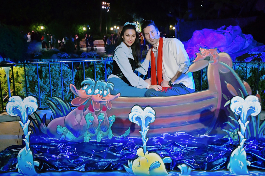 Sweethearts-Night-Disney-Little-Mermaid-Photo