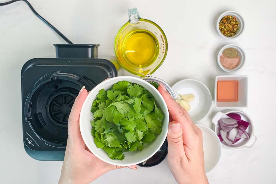 chimichurri-cilantro-prep