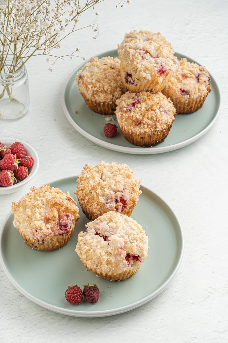 Fluffy Raspberry Lemon Muffins with Coconut Crumble
