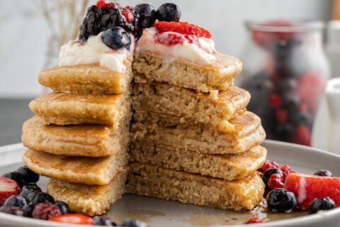 fluffy-oat-flour-pancakes