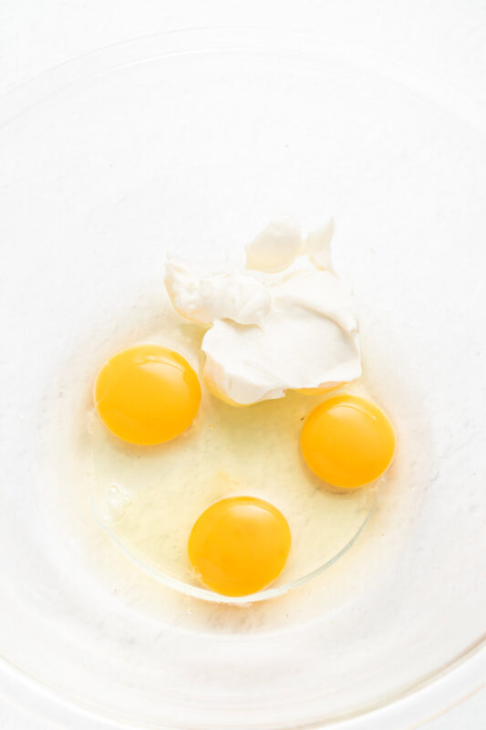 biscuit-eggs-with-cream-cheese