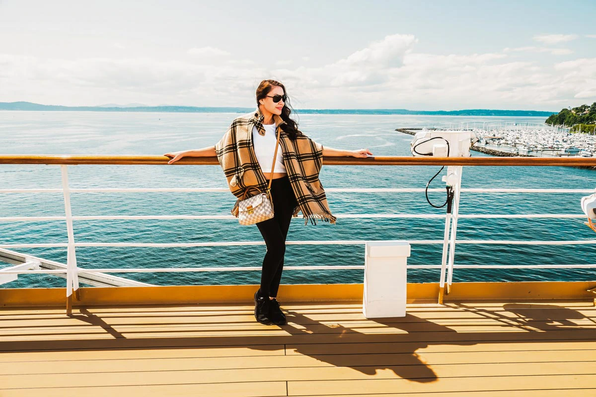 Top 10 Reasons Cruisers Love Holland America
