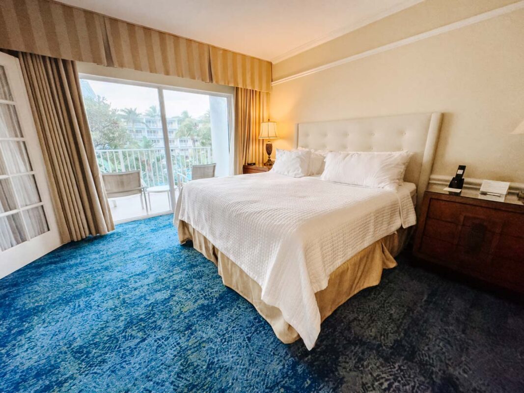 Lago-Mar-Resort-Fort-Lauderdale-rooms