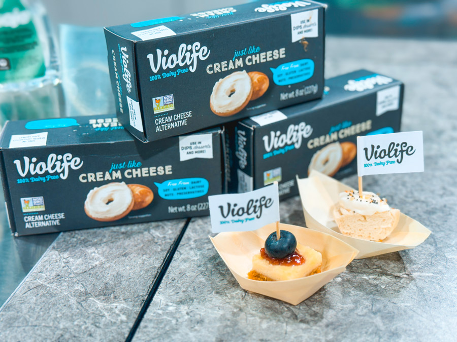 Violife-vegan-cream-cheese-at expo west 2024
