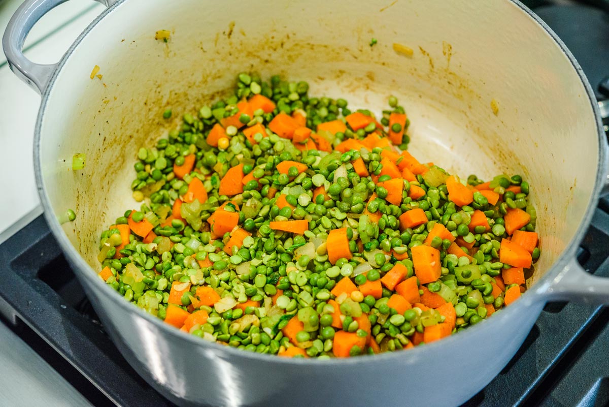 Split-pea-soup-recipe-step-adding-split-peas