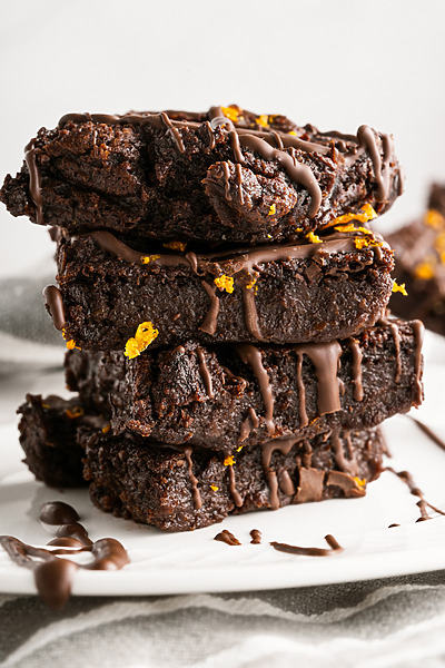 sweet-potato-brownies-stacks ontop of each other