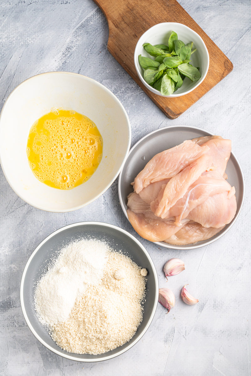 keto-chicken-parmesan-ingredients