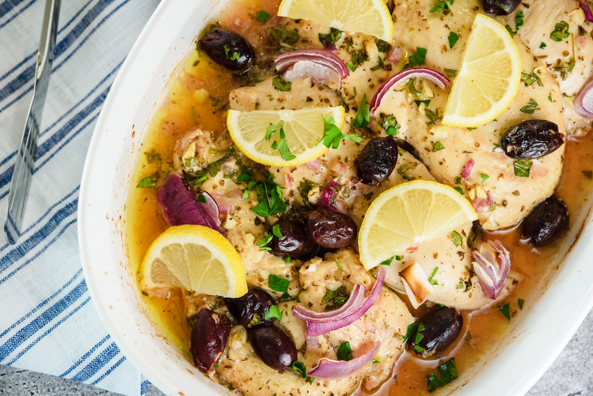 Easy-Mediterranean-Chicken with lemons and kalamata olives