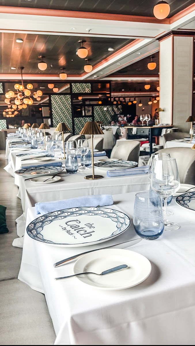 The Catch on Princess Cruises: Full Picture Review of Almost the Entire Menu 1 The-Catch-on-Princess-Cruises-Interior