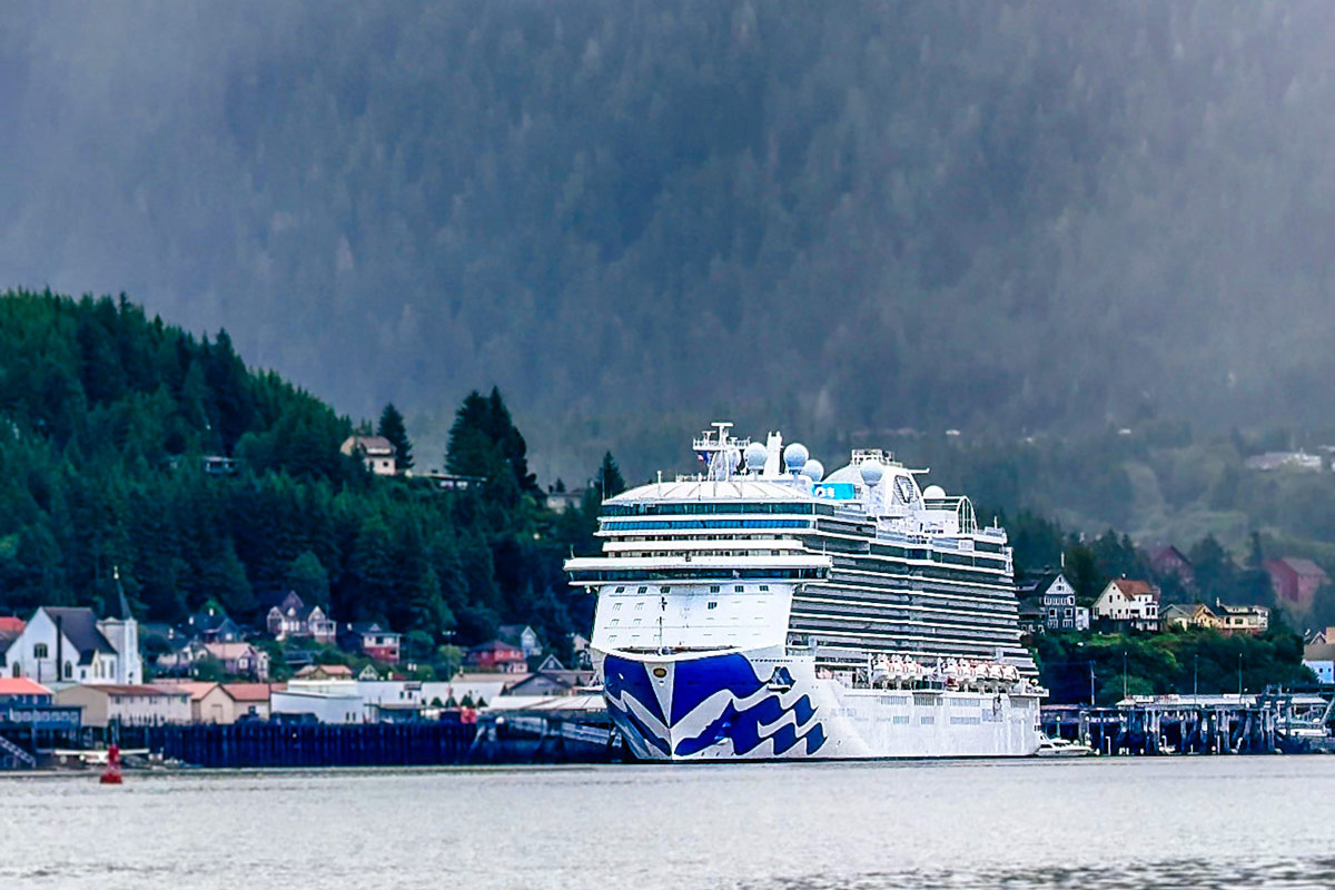 The Best LAX Hotel for Cruises and Events in Los Angeles 5 Princess-Cruise-Ship-in-Ketchikan