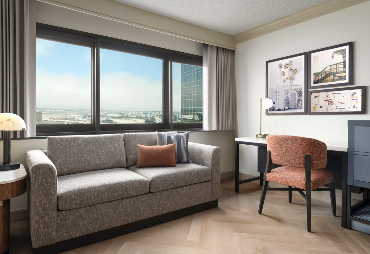 The Best LAX Hotel for Cruises and Events in Los Angeles 2 Sonesta-LAX-room